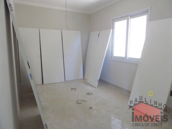 Casa de Condomínio à venda com 4 quartos, 550m² - Foto 12