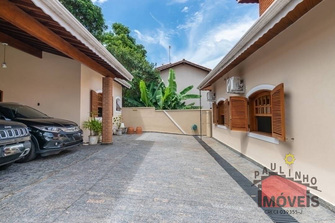 Casa de Condomínio à venda com 3 quartos, 271m² - Foto 25