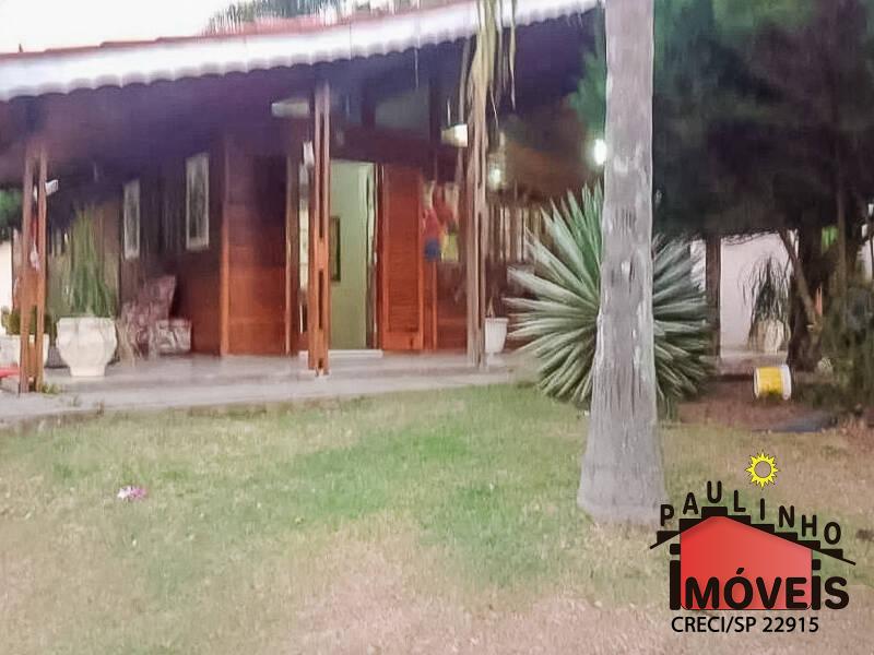 Casa de Condomínio à venda com 4 quartos, 235m² - Foto 2