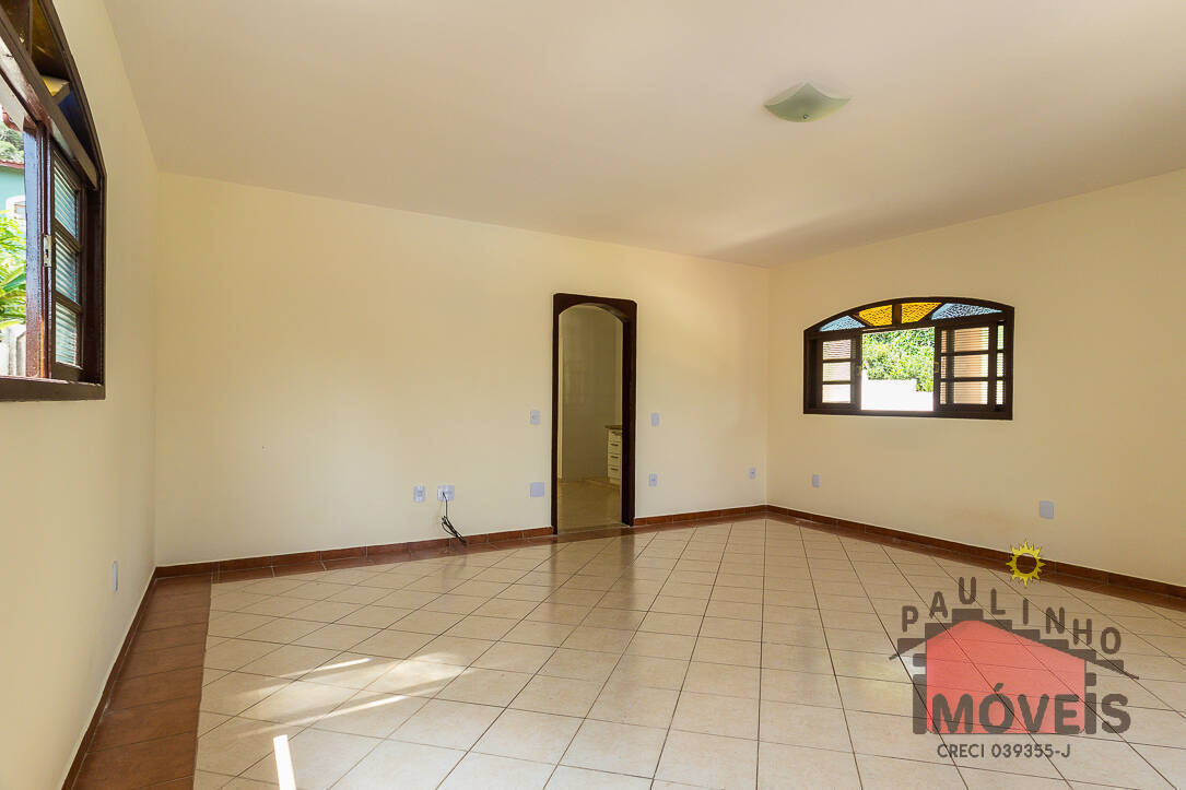 Casa de Condomínio à venda com 6 quartos, 357m² - Foto 9