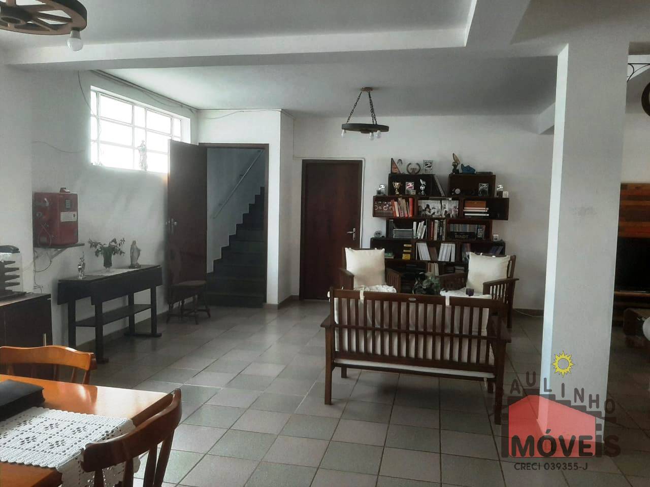 Casa de Condomínio à venda com 5 quartos, 625m² - Foto 4