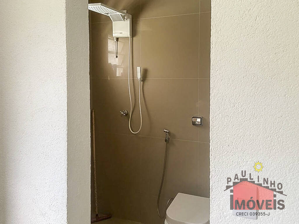 Casa de Condomínio à venda com 3 quartos, 400m² - Foto 9