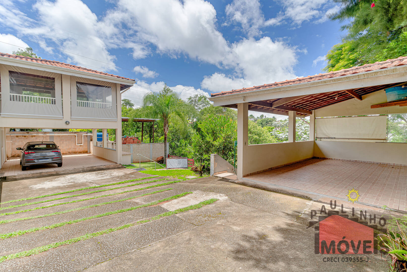 Casa de Condomínio à venda com 6 quartos, 323m² - Foto 2